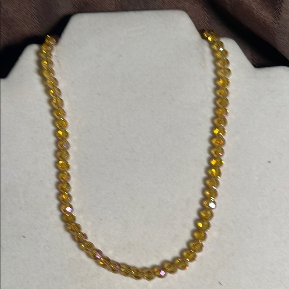 Elegant Gold Crystal Beaded Necklace and Bracelet. - Picture 1 of 4